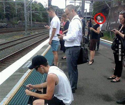 A Man Was Caught Watching The Real World 9gag