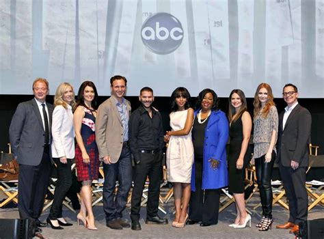 The Cast Of Scandal Reacts To Last Night S Stunning Finale