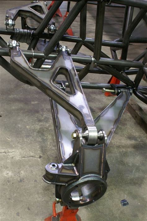 knuckles  hubs   guys    short  pro  trucks   chassis