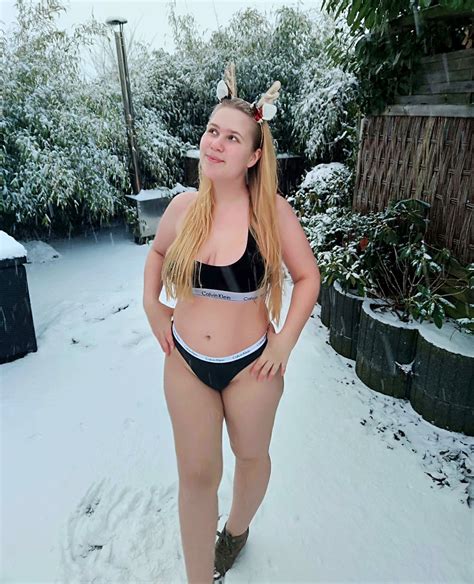 Tw Pornstars Maja Meer Twitter Let It Snow ️ ️ Time For Hot Tea And