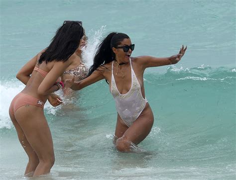 claudia jordan nude tits on the beach scandal planet
