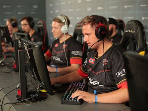 Faze Clan Withdraw From Dreamhack Winter Thescore Esports