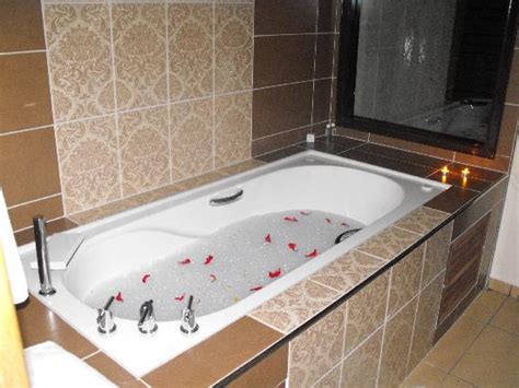 Romantic Night Bubble Bath Waiting For Us When We Returned To Our Room
