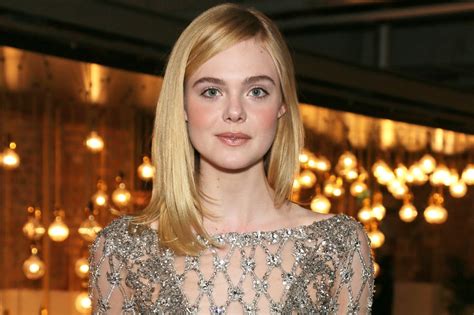 elle fanning proves she s the leading lady at the neon demon premiere