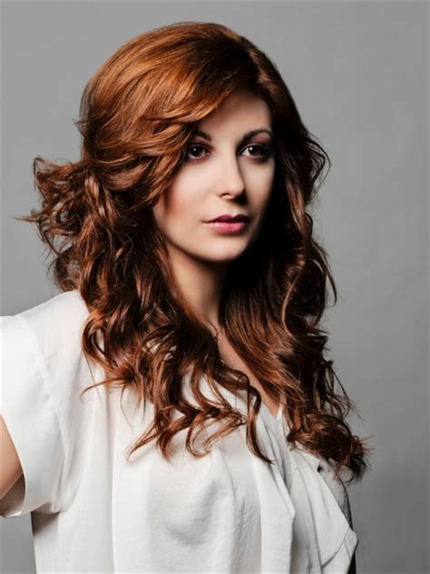 Hot And Quick Hairstyles For Women With Long Hairs