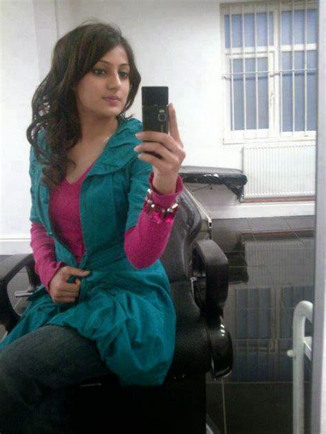 walton girl mobile number maham ~ pakistani girls mobile