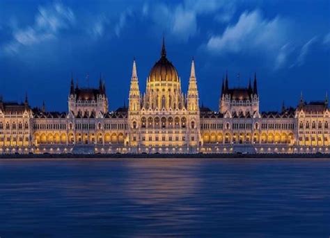 How To Visit The Parliament Of Budapest Budapest Travel Tips