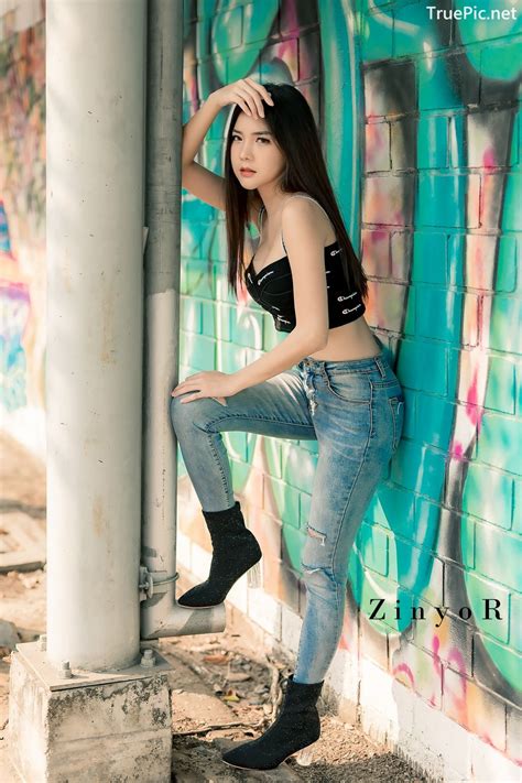Thailand Model Phitchamol Srijantanet Black Crop Top And Jean