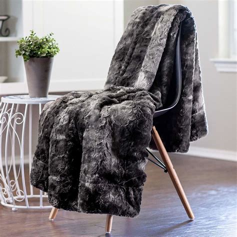 faux fur throw blankets  apartment therapy