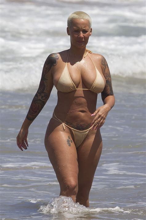 amber rose  bikini   beach  maui hawtcelebs