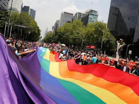 san francisco gay pride parades around the world pictures cbs news