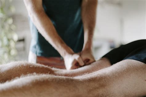 Deep Tissue Massage Elite Stretch And Strength