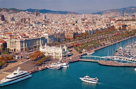 barcelona ban   hotels sends developers