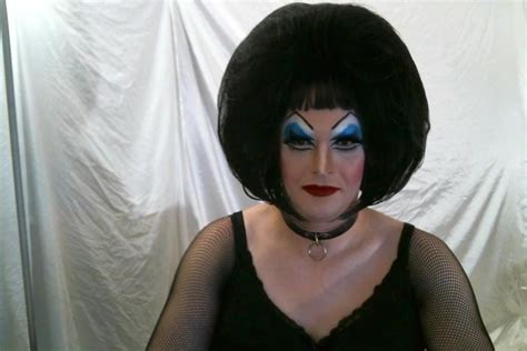 Heavy Makeup Drag Queen Slutdebra Say Hi Shemale Porn 6c Xhamster