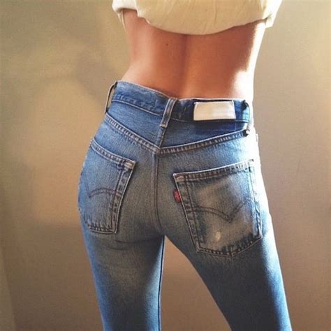 35 shots that prove levi s jeans make your butt look amazing le