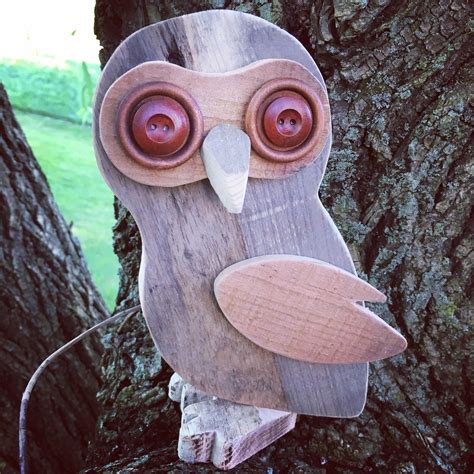 cute  pallet wood owl  wooden button eyes wood owls diy