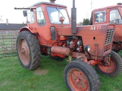belarus mts  pc  agricultural farmyard tractor photo  specs