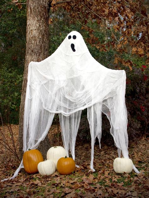 outdoor halloween decorations ideas  stand