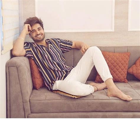 pin by jassi gill on jassi gill photography poses for men jassi gill