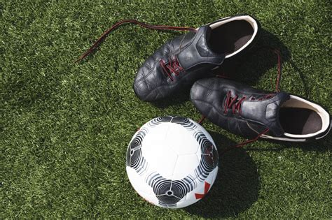 common foot injuries soccer athletes face