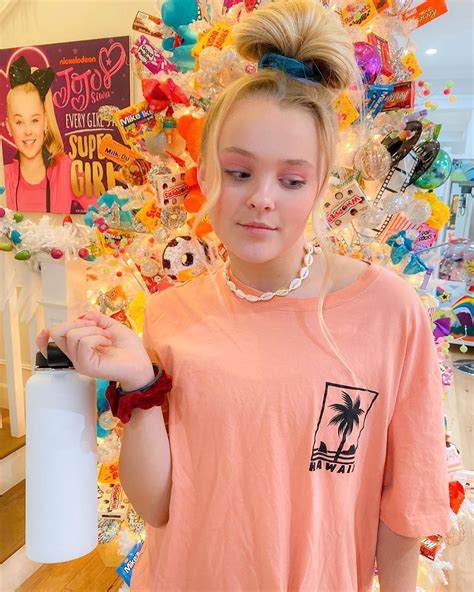 Fans Are Praising Jojo Siwa S Hair After She Finally Took