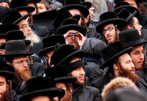 poll young  jews   orthodox  american judaism splits  devout