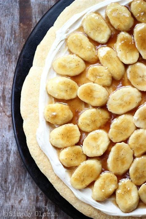 Bananas Foster Cookie Pizza From Dessert