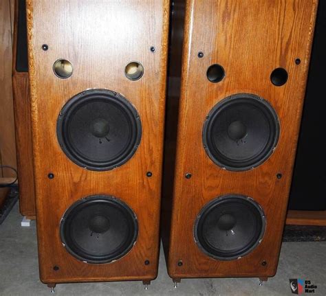 conrad johnson synthesis reference system srs  tower speakers photo   audio mart