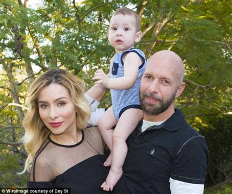 how neil strauss gave up his sex addicted life to win back his one true love daily mail online