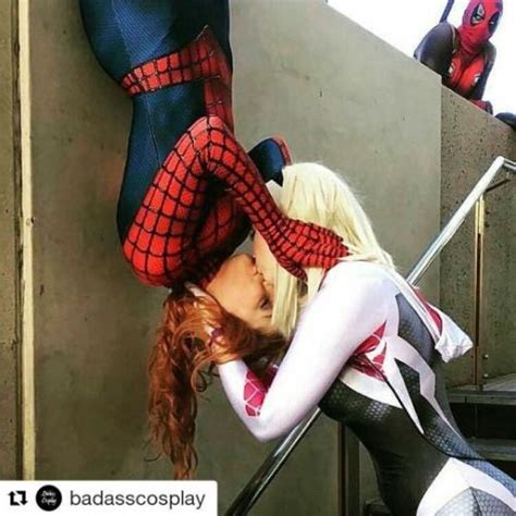 Cosplay Lesbians Kissing Cathungry0672