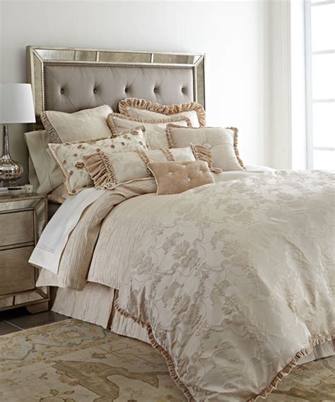 Veratex Belle Fleur Floral Scroll Jacquard & Velvet