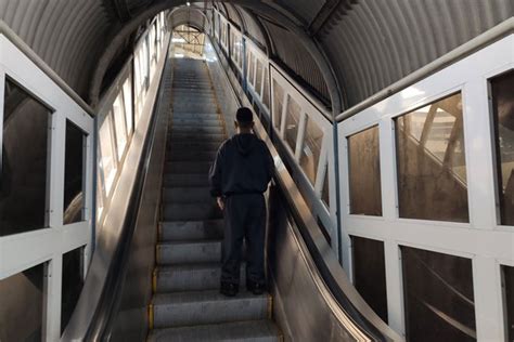 mrt  escalators elevators   running  sumitomo completes repairs operator abs