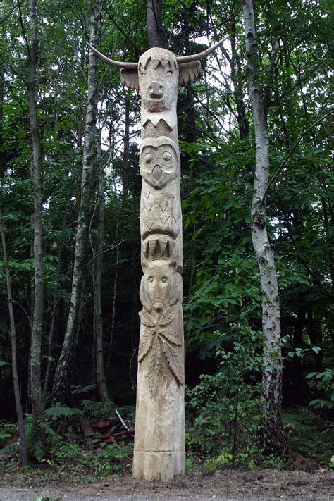 images  totem poles  pinterest totem poles totems  native american totem poles