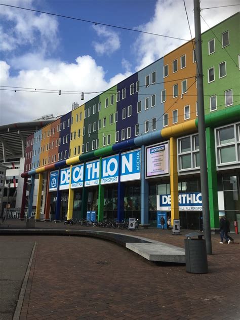 decathlon    reviews sports wear arena boulevard  zuid oost amsterdam
