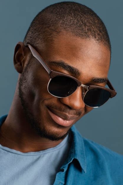 Free Photo Portrait Of Cool Man With Sunglasses