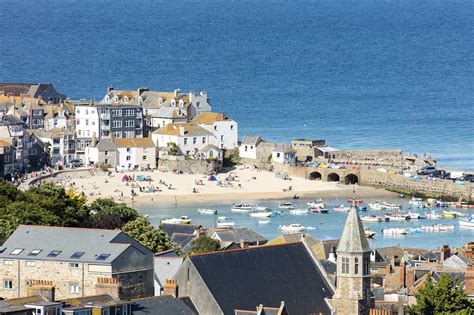 st ives cornwall  essential guide