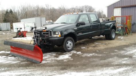 ford  superduty    crewcab dually snowplow truck boss  plow