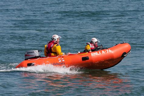 boathouse  criccieths lifesaving rnli inshore rescue boat rnli