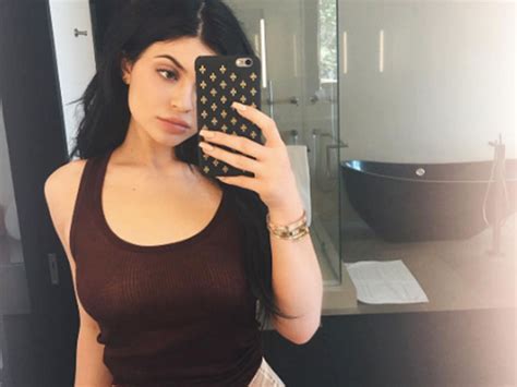 Kylie Jenner Addresses Sex Tape Rumours After Her Twitter Account Was