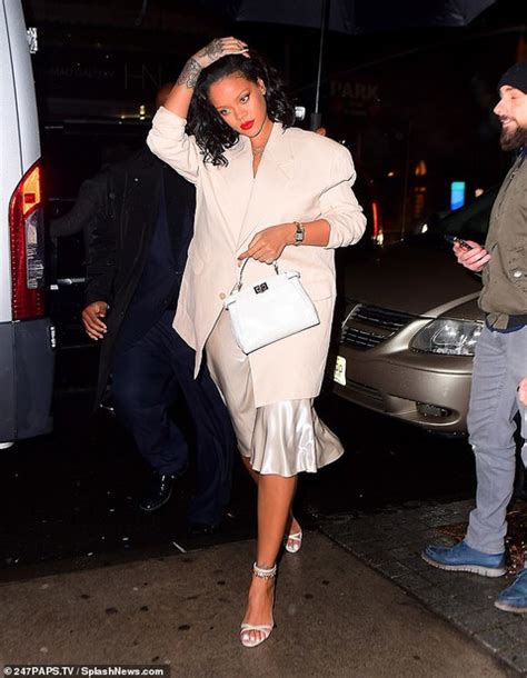 rihanna goes nude for night out in new york celebrities