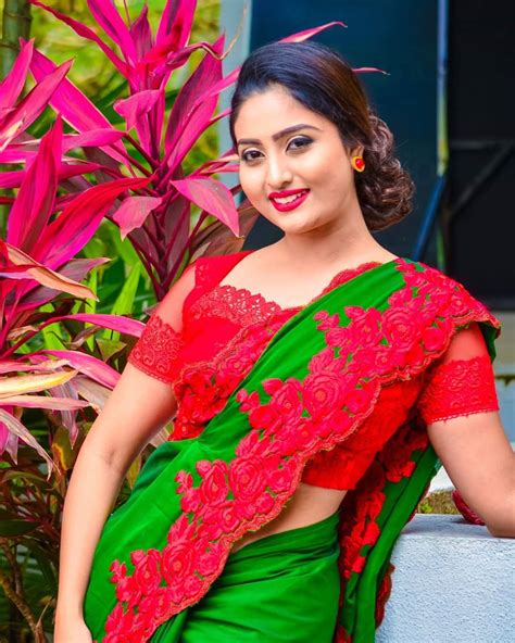 Miss Srilanka Vinu Udani Siriwardana Latest Saree