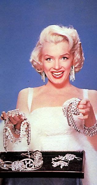 Marilyn Monroe Wist Het Al Diamonds Are A Girl’s Best