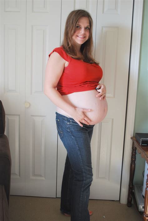 charity s chatter my pregnant belly 8 months