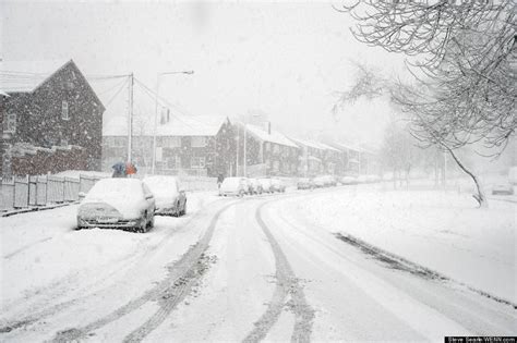 uk weather forecast brings thundersnow storms   inches  snow huffpost uk