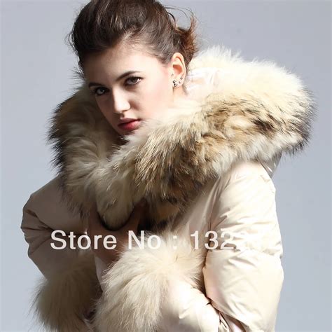 Cheap Sale 2013 Autumn And Winter Slim Thickening Big Raccoon Fur Down
