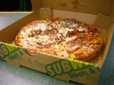 city livin subway pizza