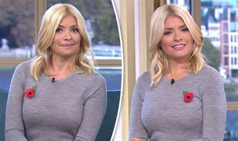 Holly Willoughby Says She S Not Easily Turned On During This Morning