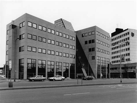 rabobank en abn amro  tilburg gebouwen kantoorgebouwen architectuur