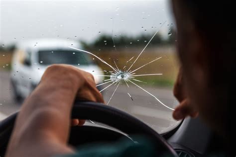 illegal  drive   cracked windscreen  wa