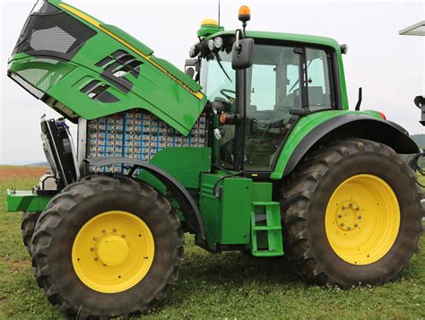 electric john deere tractor runs   hours   charge agriland